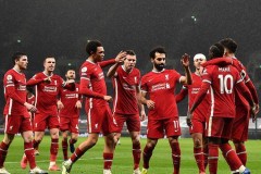 诺丁汉森林俱乐部：希腊富豪投资引发的变革与质疑