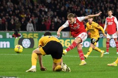 曼联惨败曼市德比，罗伊·基恩一针见血：软弱与迷失的红魔